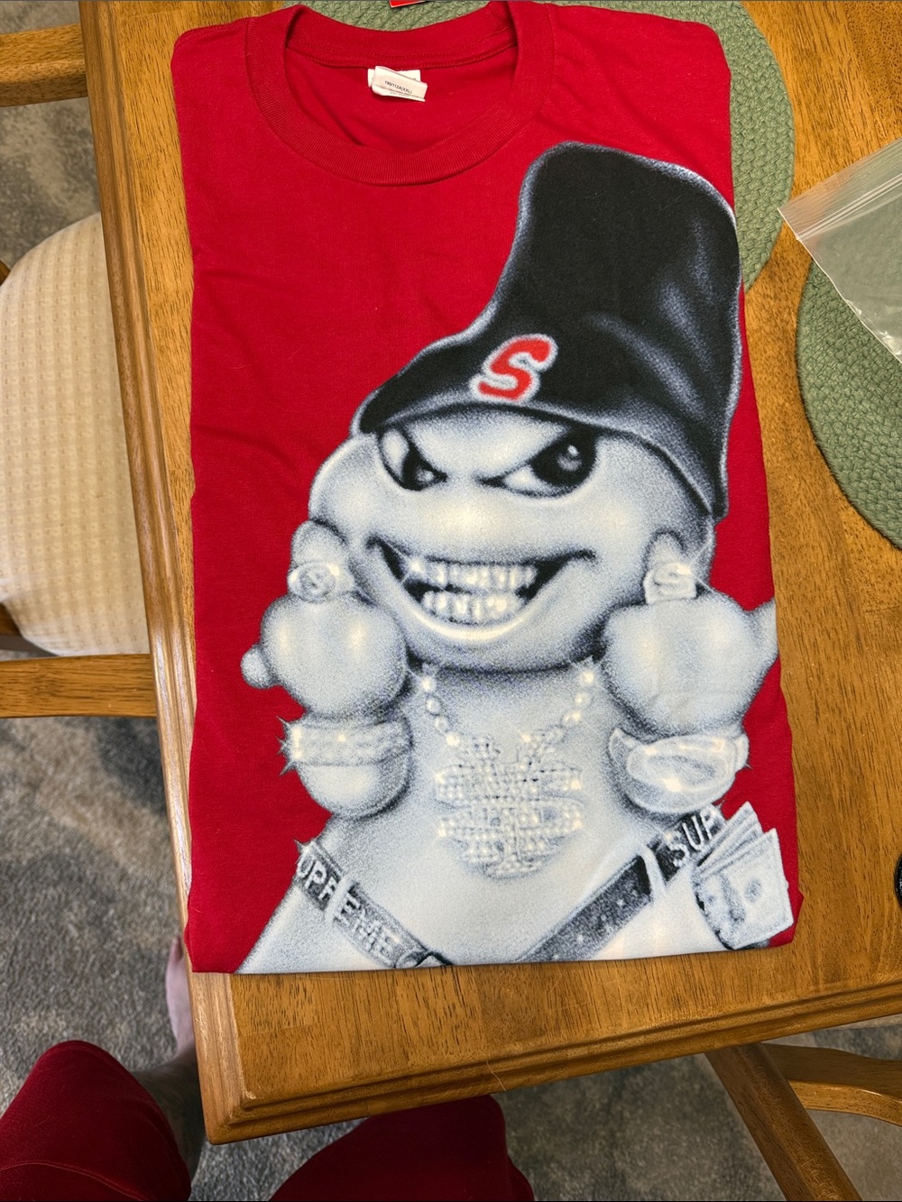 Supreme tee